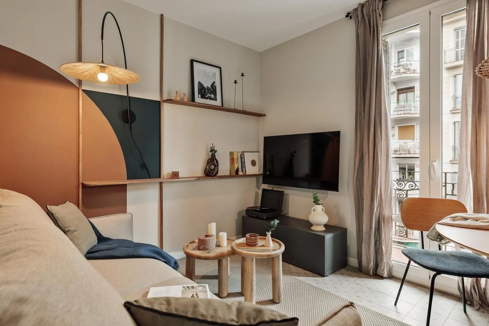 Yesil - 2 Bedrooms And Office In Sant Antoni Barcelona